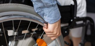 Pessoas com deficiência podem ter aposentadoria antecipada Pessoas com deficiência podem ter aposentadoria antecipada