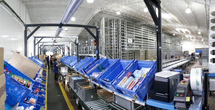 Vanderlande lança sistema automatizado de shuttle autônomo Vanderlande lança sistema automatizado de shuttle autônomo