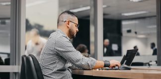 Empreendedores melhoram seu foco em coworkings