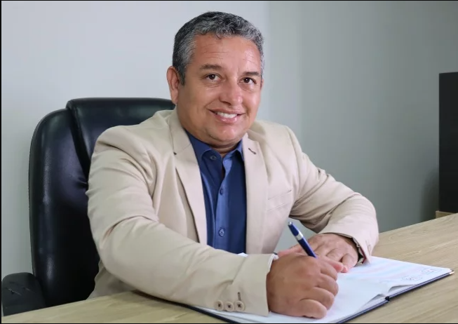 osmir-felix-prefeito-pratania-271124