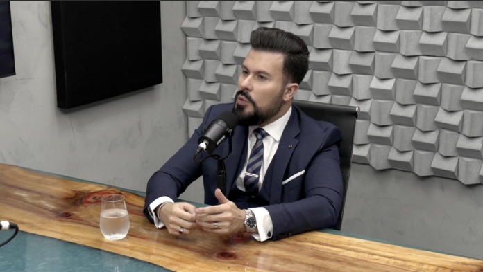 Faustino Junior explica formas de construir empresas Faustino Junior explica formas de construir empresas