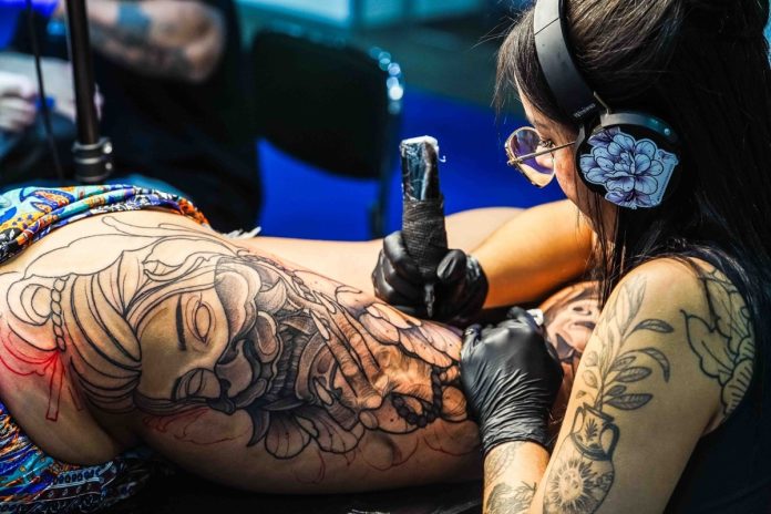 Rio recebe a 12ª Tattoo Week, um dos maiores festivais de tatuagem do mundo Rio recebe a 12ª Tattoo Week, um dos maiores festivais de tatuagem do mundo