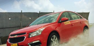 Pneus bem cuidados evitam acidentes em pistas molhadas Pneus bem cuidados evitam acidentes em pistas molhadas