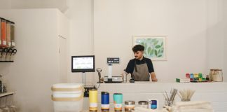 Após aumento da inflação, como fica o varejo em 2025