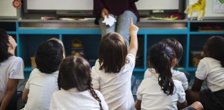 Número de alunos com Transtorno do Espectro Autista no Brasil dobra desde 2017 Número de alunos com Transtorno do Espectro Autista no Brasil dobra desde 2017