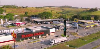 Monte Carlo fortalece parceria com Frango Assado (Grupo IMC)