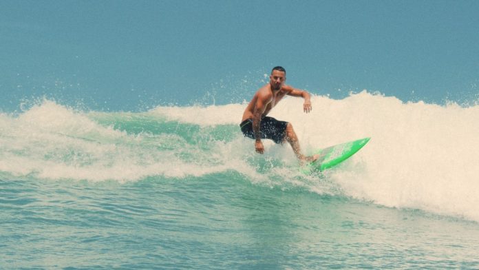 Aquacoco expande e anuncia Italo Ferreira como embaixador