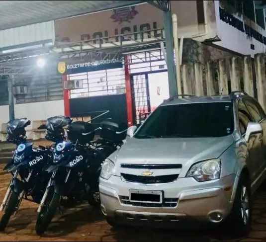 botucatu-gcm-apreensao-carro-170225