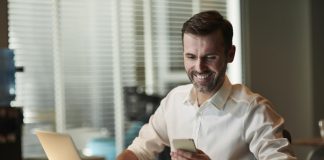 Pearson lança tutor digital para comunicação no trabalho Pearson lança tutor digital para comunicação no trabalho