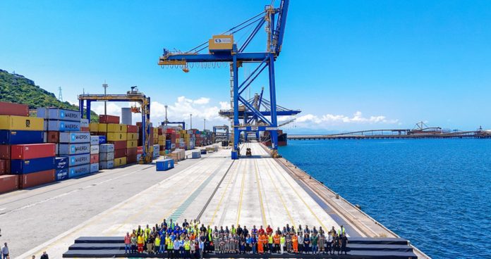 Assinado contrato para novo terminal portuário em Itaguaí Assinado contrato para novo terminal portuário em Itaguaí