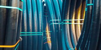 Mangueiras especializadas podem ajudar no transporte de fluidos industriais Mangueiras especializadas podem ajudar no transporte de fluidos industriais