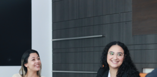 Empreendedores buscam networking em coworkings