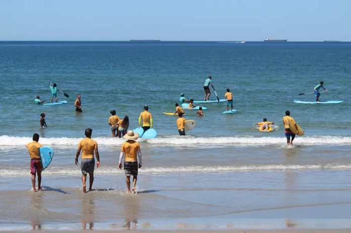 Surf para Todos: projeto democratiza o acesso ao surfe