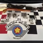 Homem com mandado de prisão é flagrado com arma de fogo de calibre restrito e drogas em Botucatu