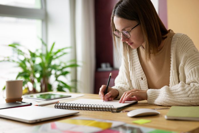 Planejamento e constância aumentam chances em concursos
