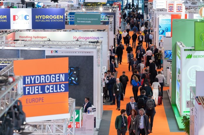 Brasil IT+ estreia na Hannover Messe com 10 empresas e ICTs Brasil IT+ estreia na Hannover Messe com 10 empresas e ICTs