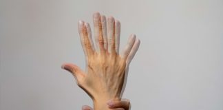 Neurocirurgião explica como diferenciar Parkinson e Tremor