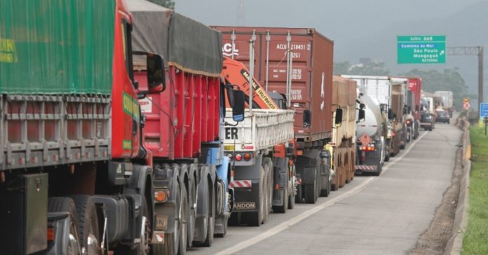 Uso de IA visa simplificar o processo de compras de transportadoras Uso de IA visa simplificar o processo de compras de transportadoras