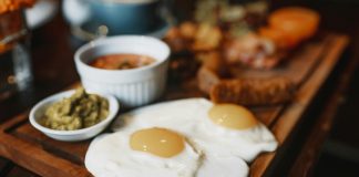 Inflação dos ovos pressiona setor de alimentação fora do lar Inflação dos ovos pressiona setor de alimentação fora do lar