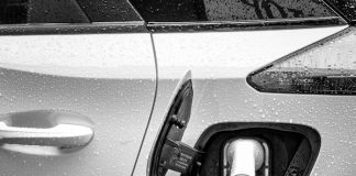 Brasileiro tem demonstrado crescente interesse por carros elétricos Brasileiro tem demonstrado crescente interesse por carros elétricos