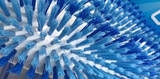 Manutenção com escovas industriais pode prevenir falhas mecânicas