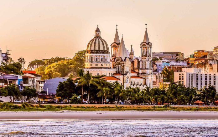 Ilhéus recebe turistas em busca de história, cultura e praias da região