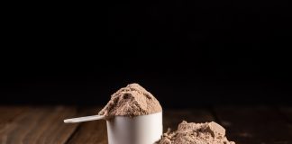 Su​plementação com whey protein melhora recuperação muscular