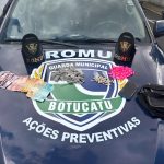 ROMU prende jovem com drogas e dinheiro durante patrulhamento em Rubião Júnior, em Botucatu