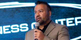 Brasileiro cria centro de negócios para imigrantes nos EUA