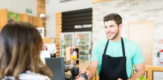 Franquias de food service registram crescimento de 16% Franquias de food service registram crescimento de 16%