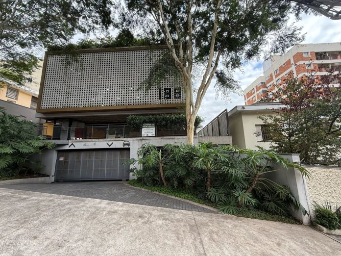 Empresário europeu lança agência boutique de modelos Level