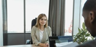 Segundo estudos, aparência pode impactar entrevista de emprego