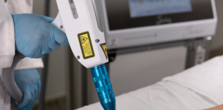 Procura por remoção de tatuagens cresce no Brasil Procura por remoção de tatuagens cresce no Brasil