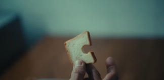 Físico desenvolve torrada que desafia a Lei de Murphy Físico desenvolve torrada que desafia a Lei de Murphy