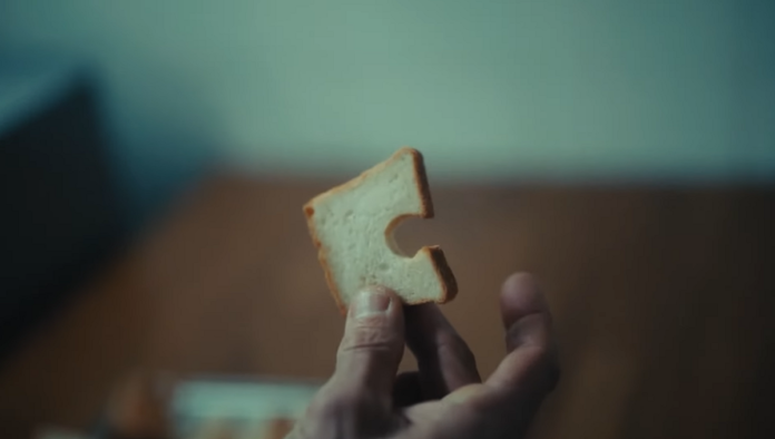 Físico desenvolve torrada que desafia a Lei de Murphy Físico desenvolve torrada que desafia a Lei de Murphy