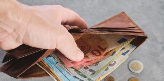 Cidadania italiana rende milhões aos cofres italianos Cidadania italiana rende milhões aos cofres italianos