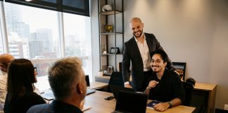 Crescimento do Salesforce impulsiona empresas do segmento