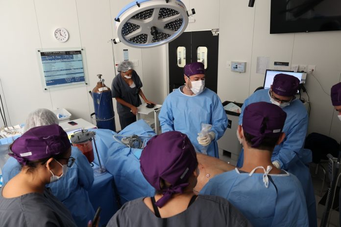 Interesse masculino por cirurgias plásticas muda mercado Interesse masculino por cirurgias plásticas muda mercado