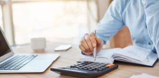 Taxa Selic alta pressiona o setor produtivo Taxa Selic alta pressiona o setor produtivo