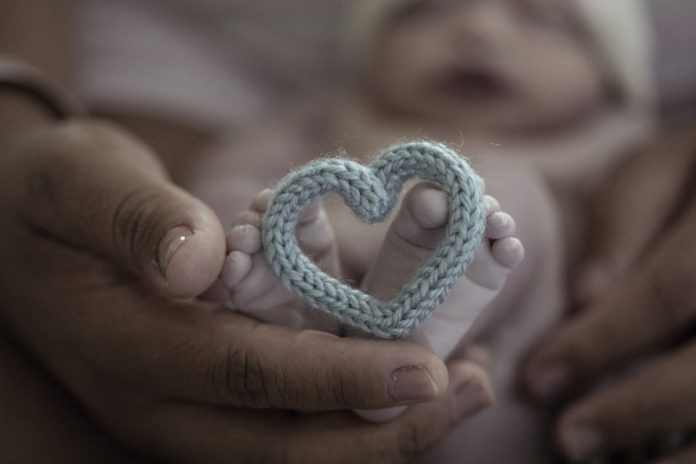 Casos recentes trazem à tona o luto perinatal no Brasil