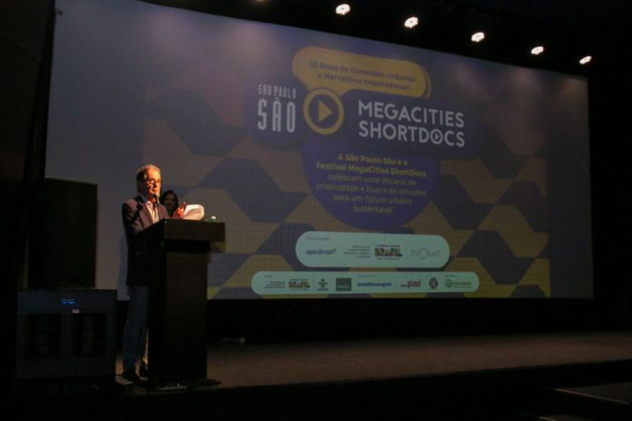 Dupla comemoração exibiu melhores curtas de festival global Dupla comemoração exibiu melhores curtas de festival global