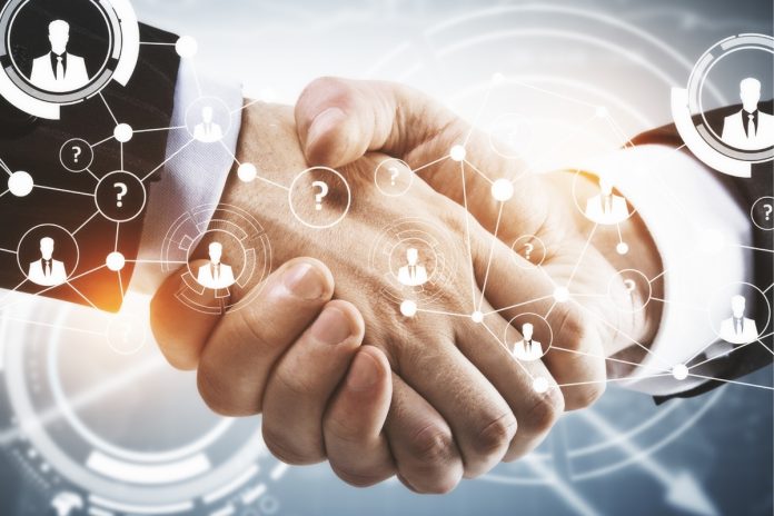 NICE firma acordo de colaboração estratégica com a AWS NICE firma acordo de colaboração estratégica com a AWS