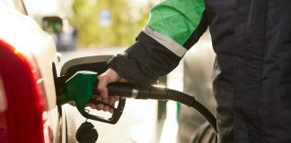 Baratão Combustíveis: app conecta motoristas a postos Baratão Combustíveis: app conecta motoristas a postos