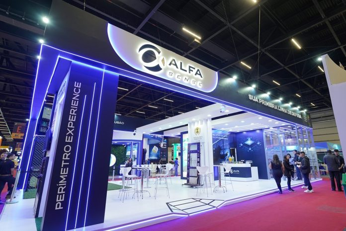 Alta tecnologia brasileira de defesa perimetral é destaque na Exposec Alta tecnologia brasileira de defesa perimetral é destaque na Exposec