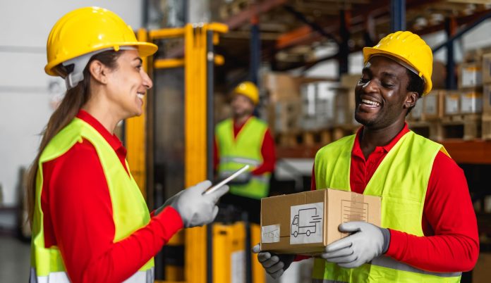 Manpower abre 100 posições para Auxiliar de Logística Manpower abre 100 posições para Auxiliar de Logística