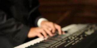 Método musical com cores transforma aprendizagem especial Método musical com cores transforma aprendizagem especial