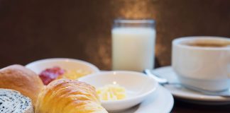CafeCoffee Stay dá café da manhã para hóspedes e moradores CafeCoffee Stay dá café da manhã para hóspedes e moradores