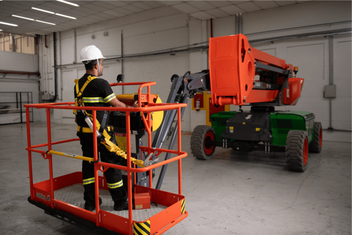 Plataformas elevatórias são opção para trabalho em altura