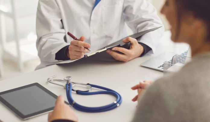 Estudo analisa e informa sobre procedimento de gluteoplastia