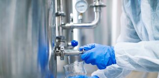 Escovas para garrafas reforçam segurança na indústria alimentícia